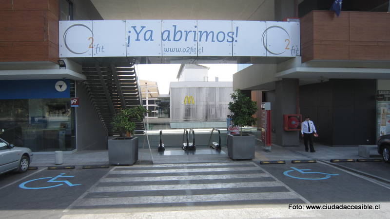 Estacionamiento Paseo Los Dominicos_después