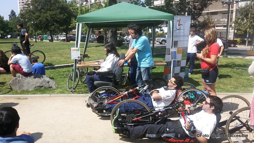 Participantes de la Cicletada por la inclusión
