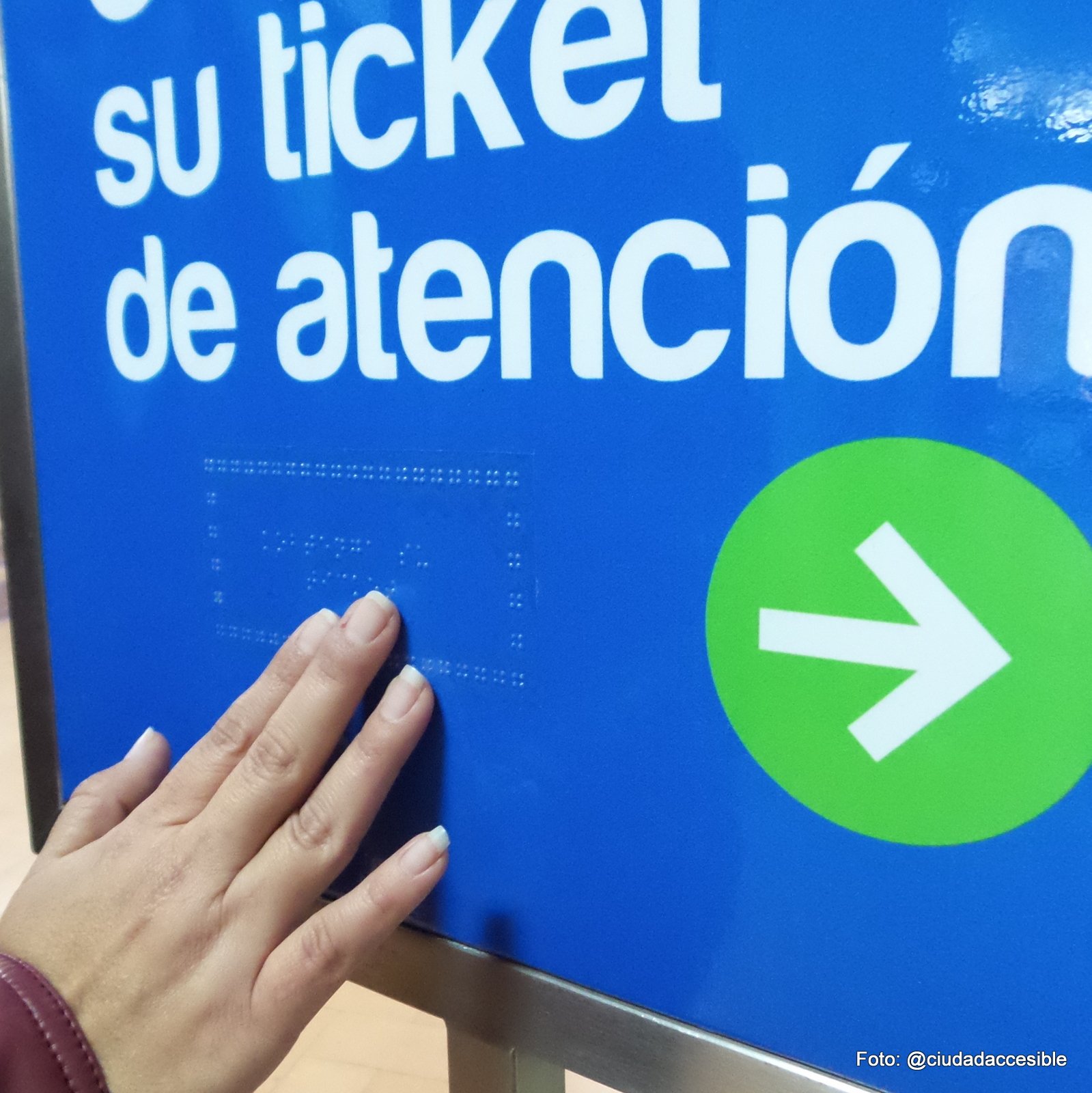 Servicios públicos con información en Braille