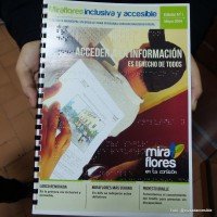 Revista municipal de publicación bimensual que combina la impresión en tinta con el sistema Braille