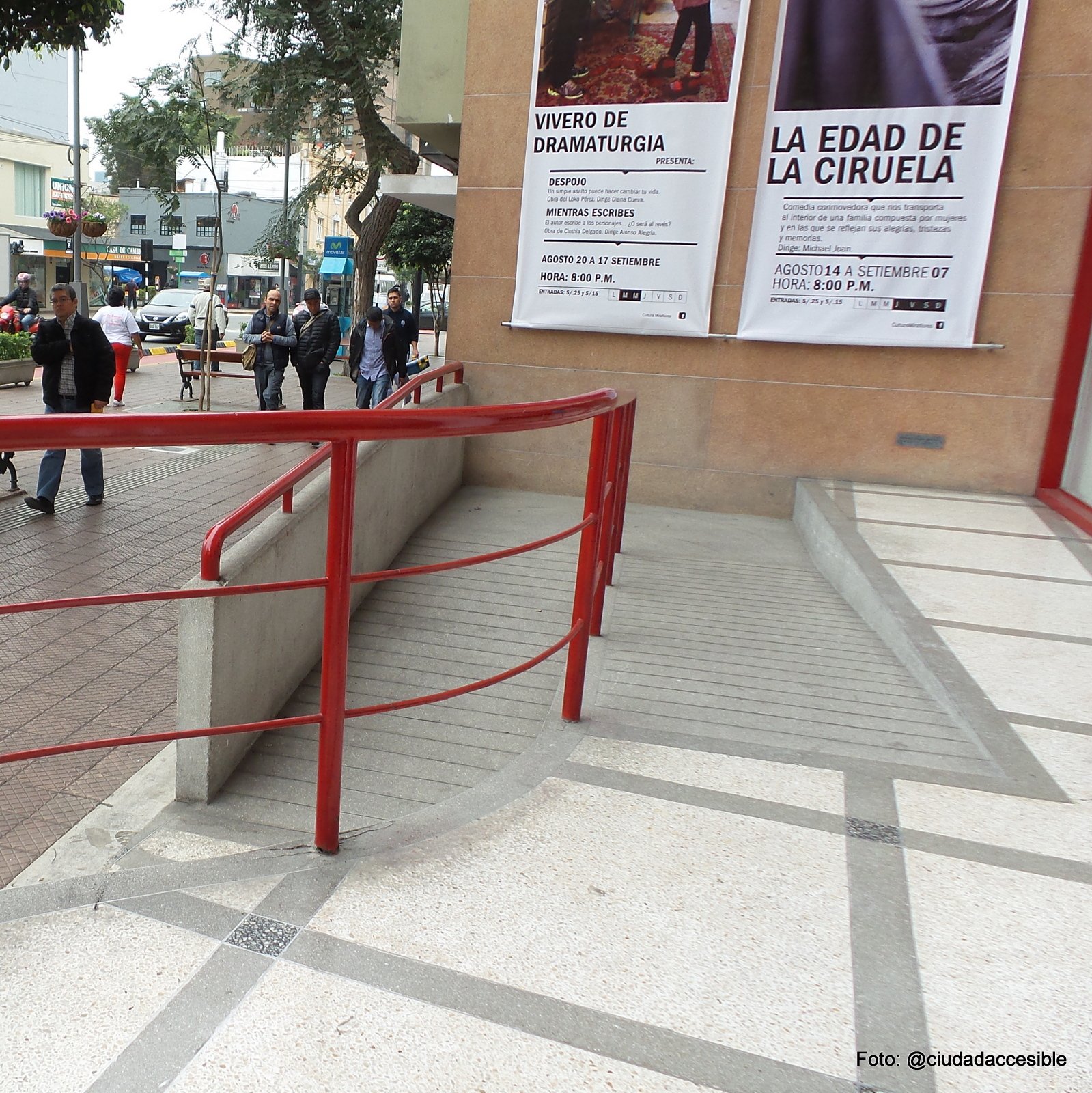 Acceso Biblioteca Ricardo Palma