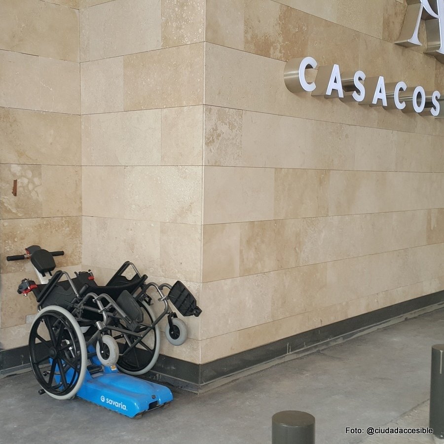 oruga salva escalera en Casa Costanera