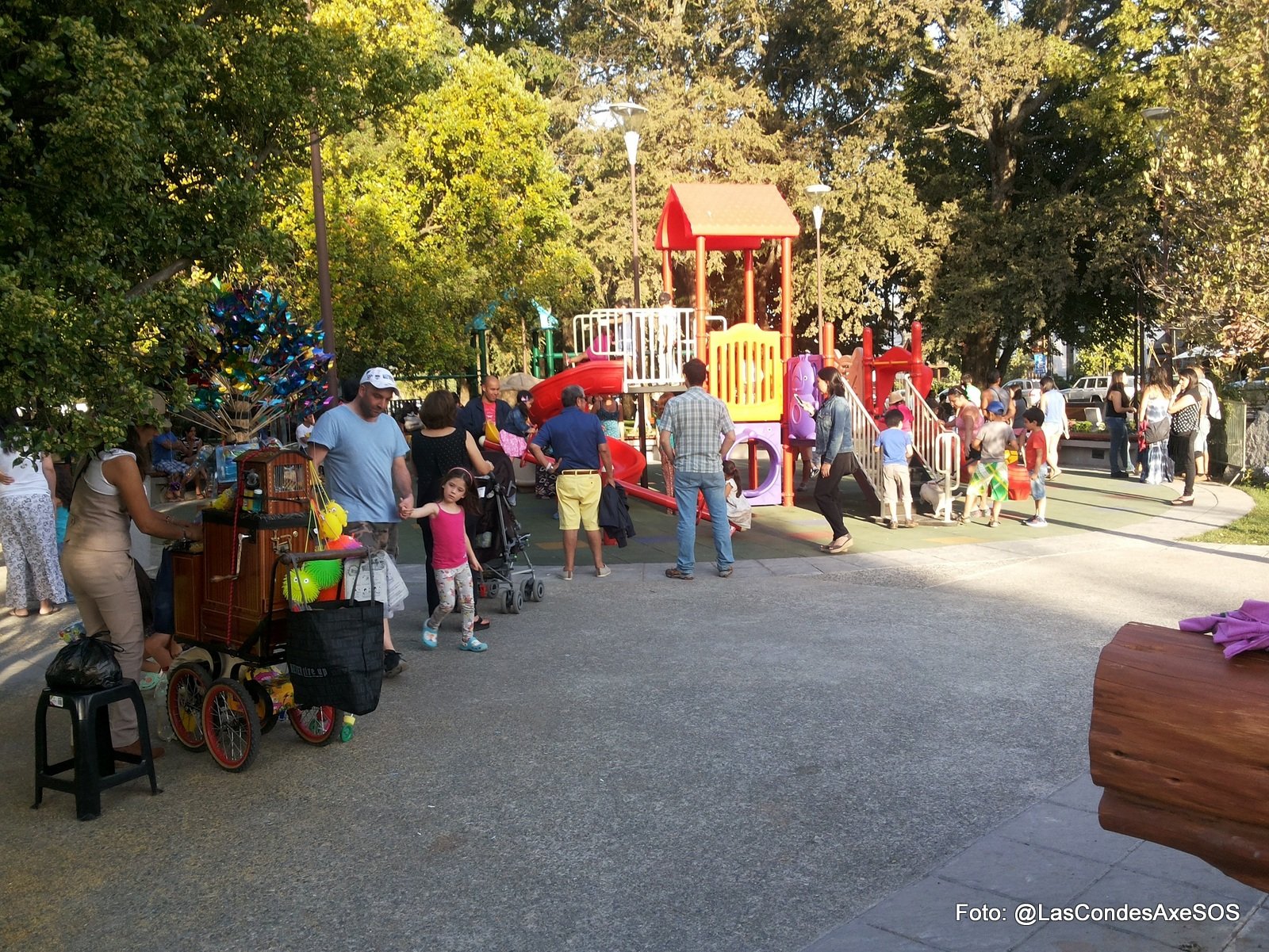 Juegos infantiles sin opción de juego inclusivo