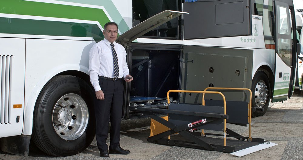 bus para pasajeros con movilidad reducida Empresa Yanguas