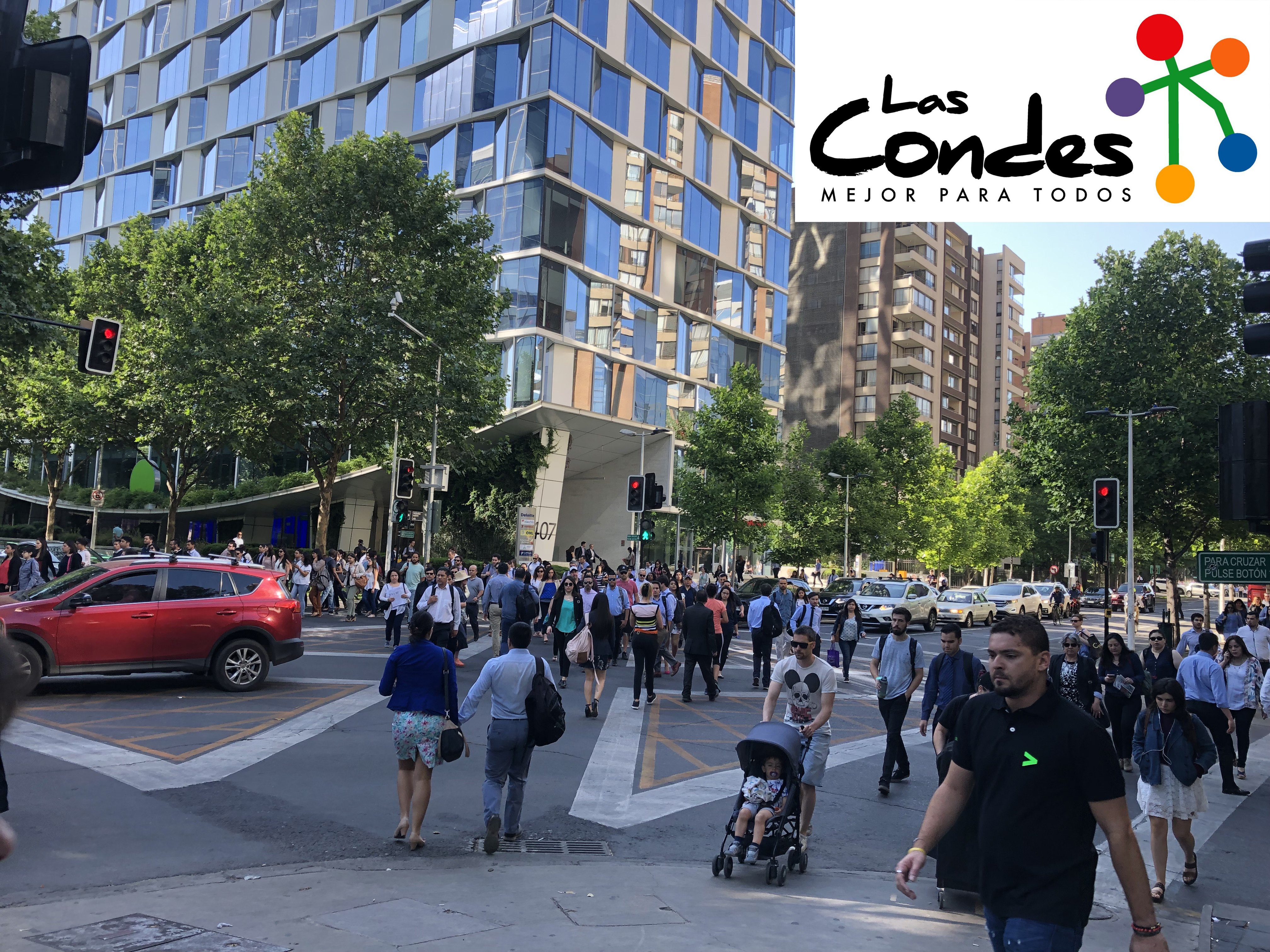 foto de cruce de calles en las condes