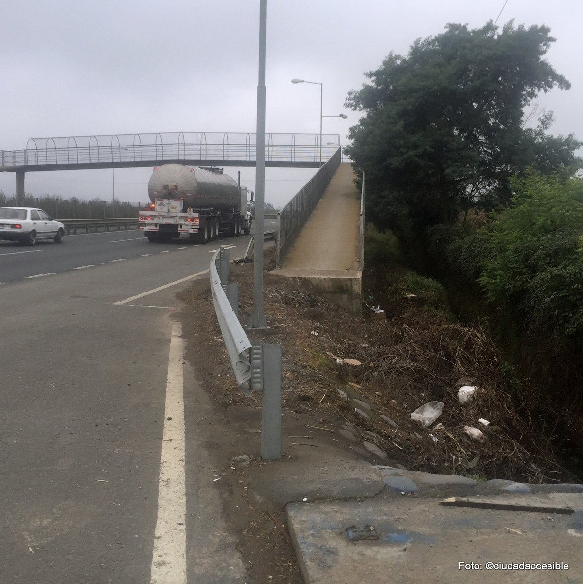 pasarela peatonal en ruta 5 sin conexión a paradero