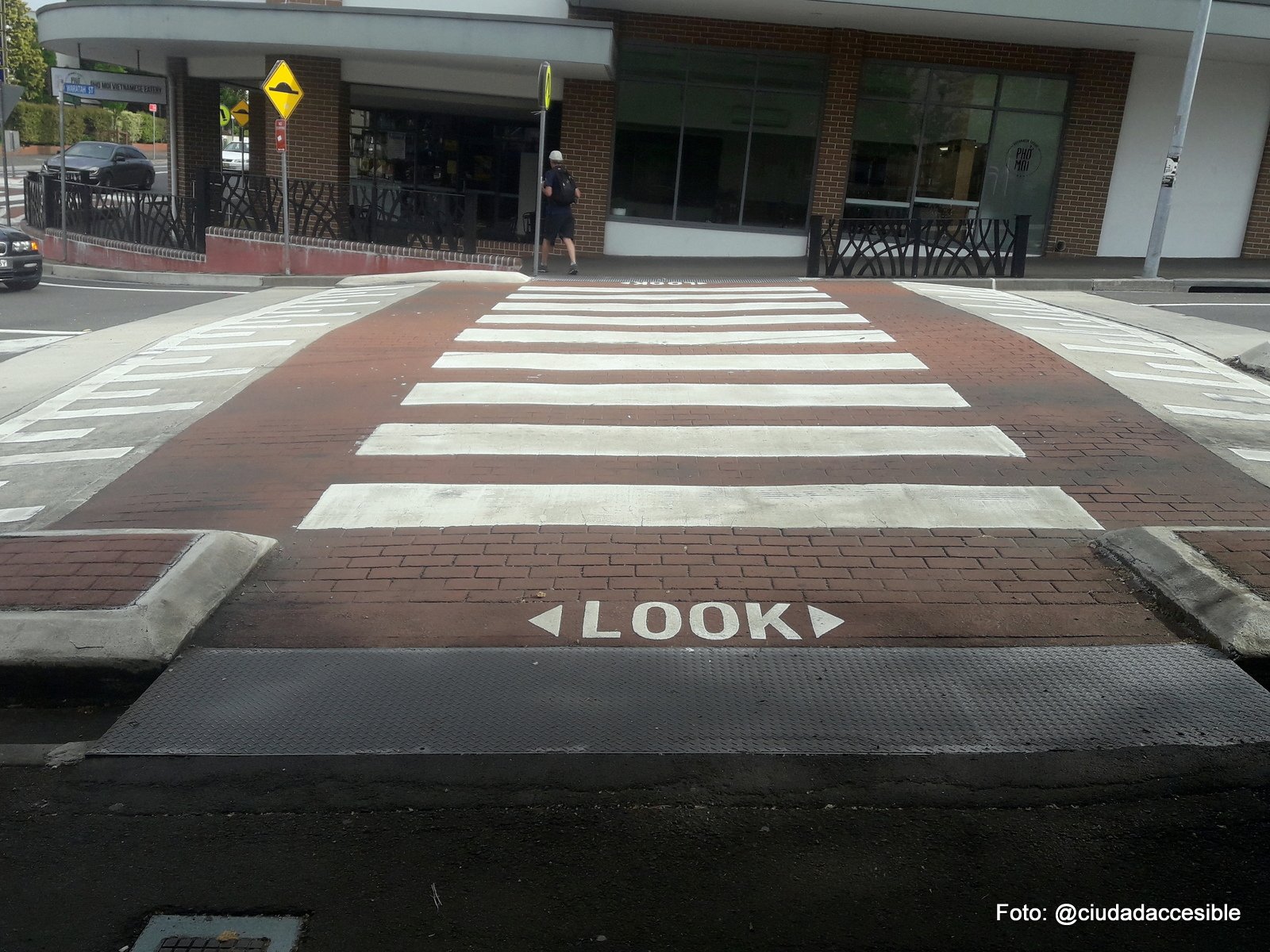 Cruce peatonal destacado en Katoomba