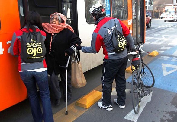 Andenes de Paraderos y Ciclovías | Mezcla incompatible