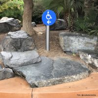 Símbolo de accesibilidad para indicar ruta alternativa y accesible