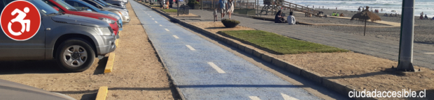 Ciclovía recorre el sector de la playa de Santo Domingo entre los estacionamientos y el acceso a ésta