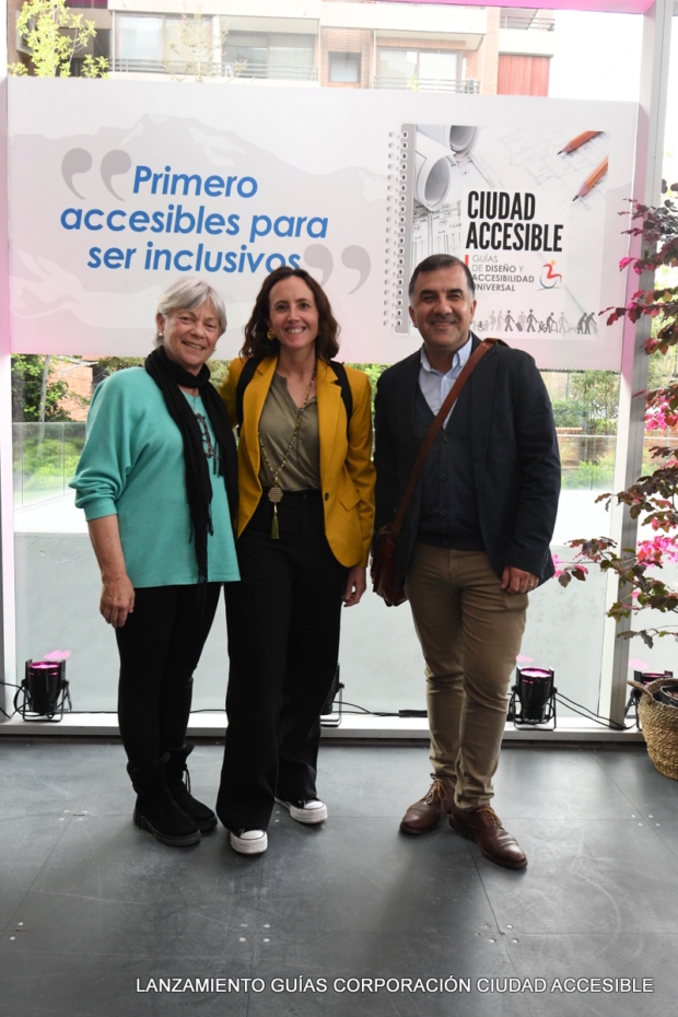 Andrea Zondeck de Fundación Tacal, Valeria Quintard y Aldo Orrigoni de Teletón