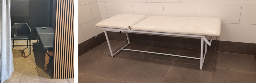 Dos fotos muestran un área de vestidor en una piscina y una camilla que permite el cambio de ropa a personas con discapacidad